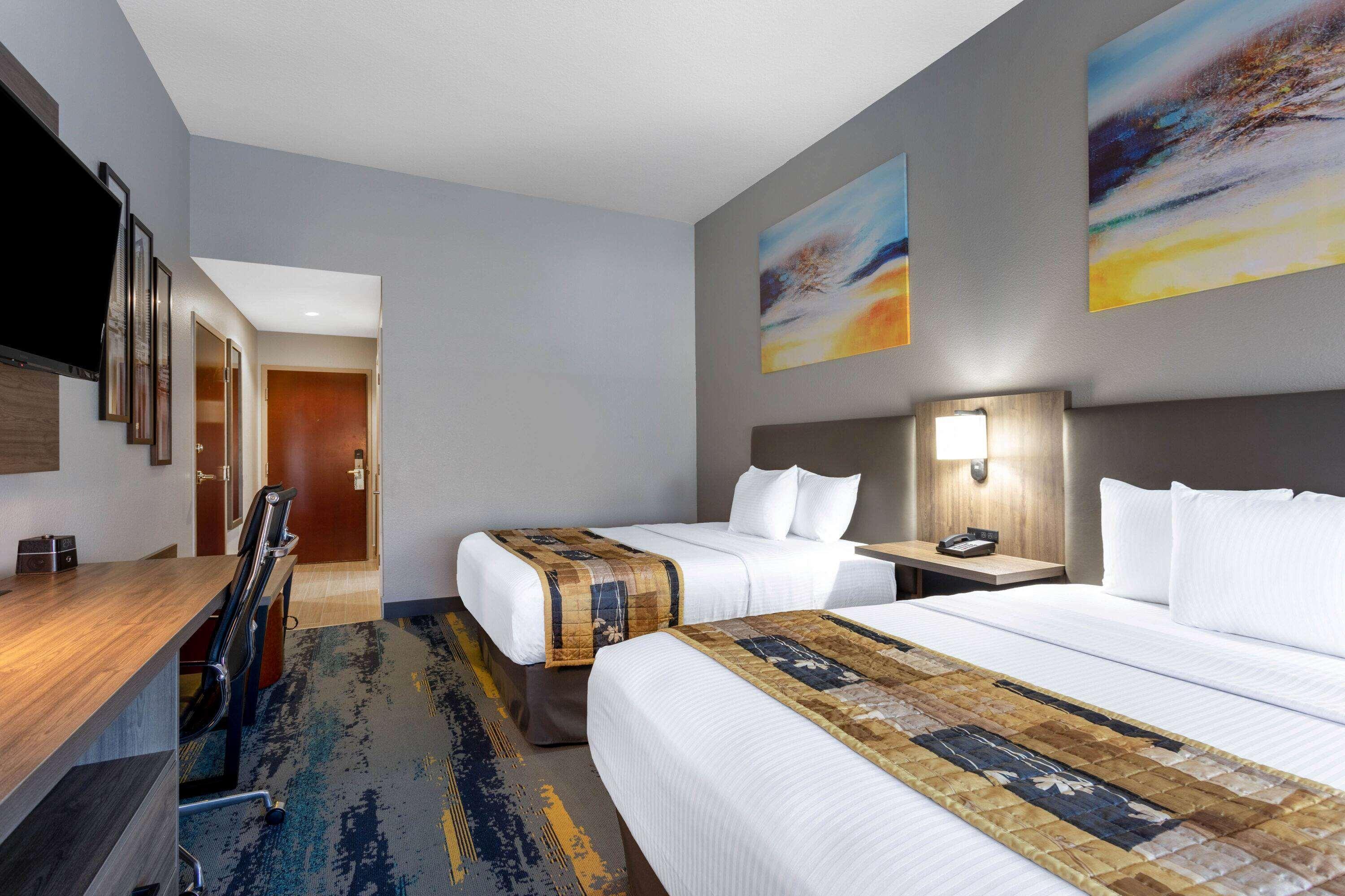 La Quinta By Wyndham Tampa Hotel