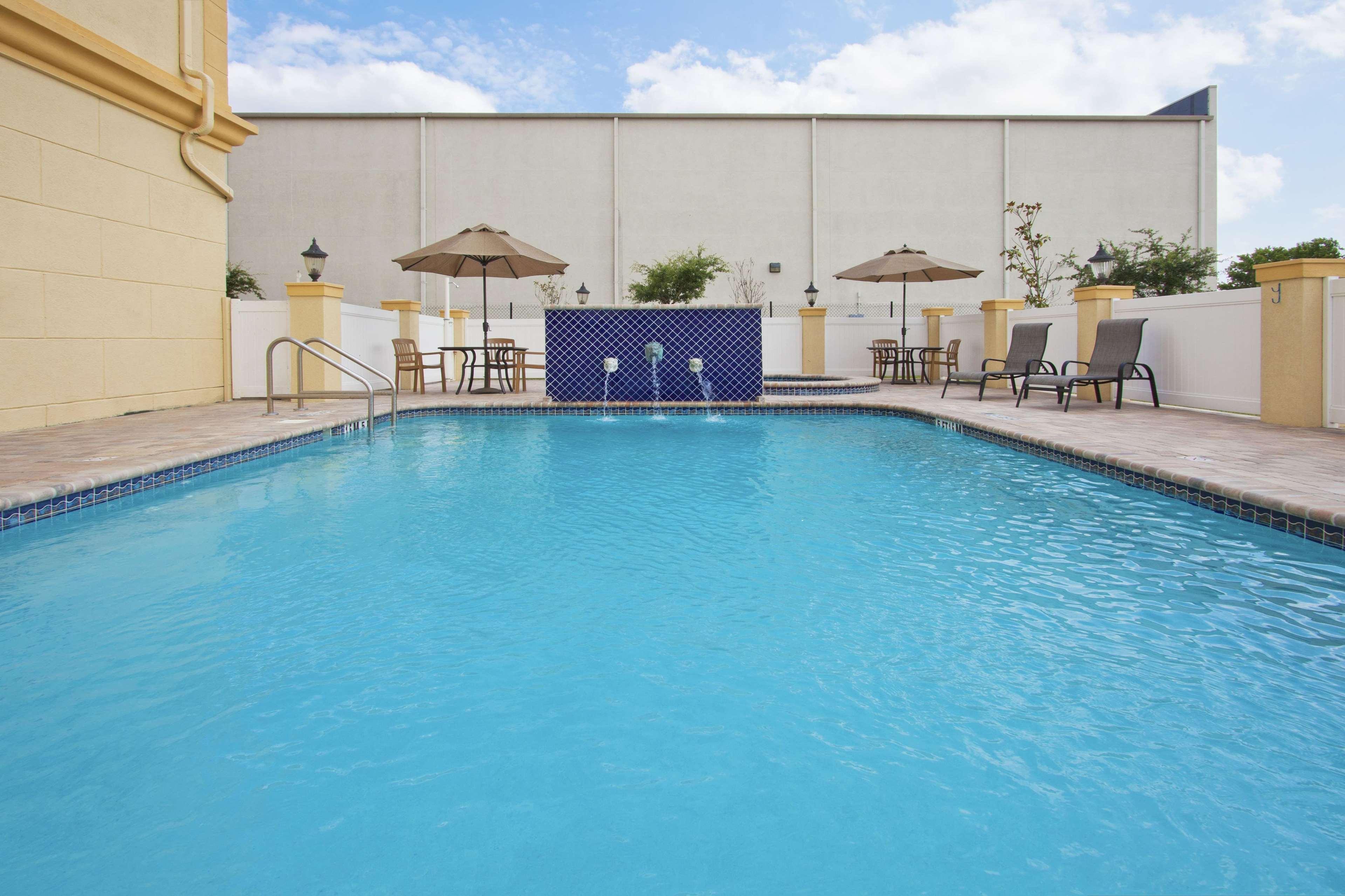 Hotel La Quinta By Wyndham Carrollwood Village